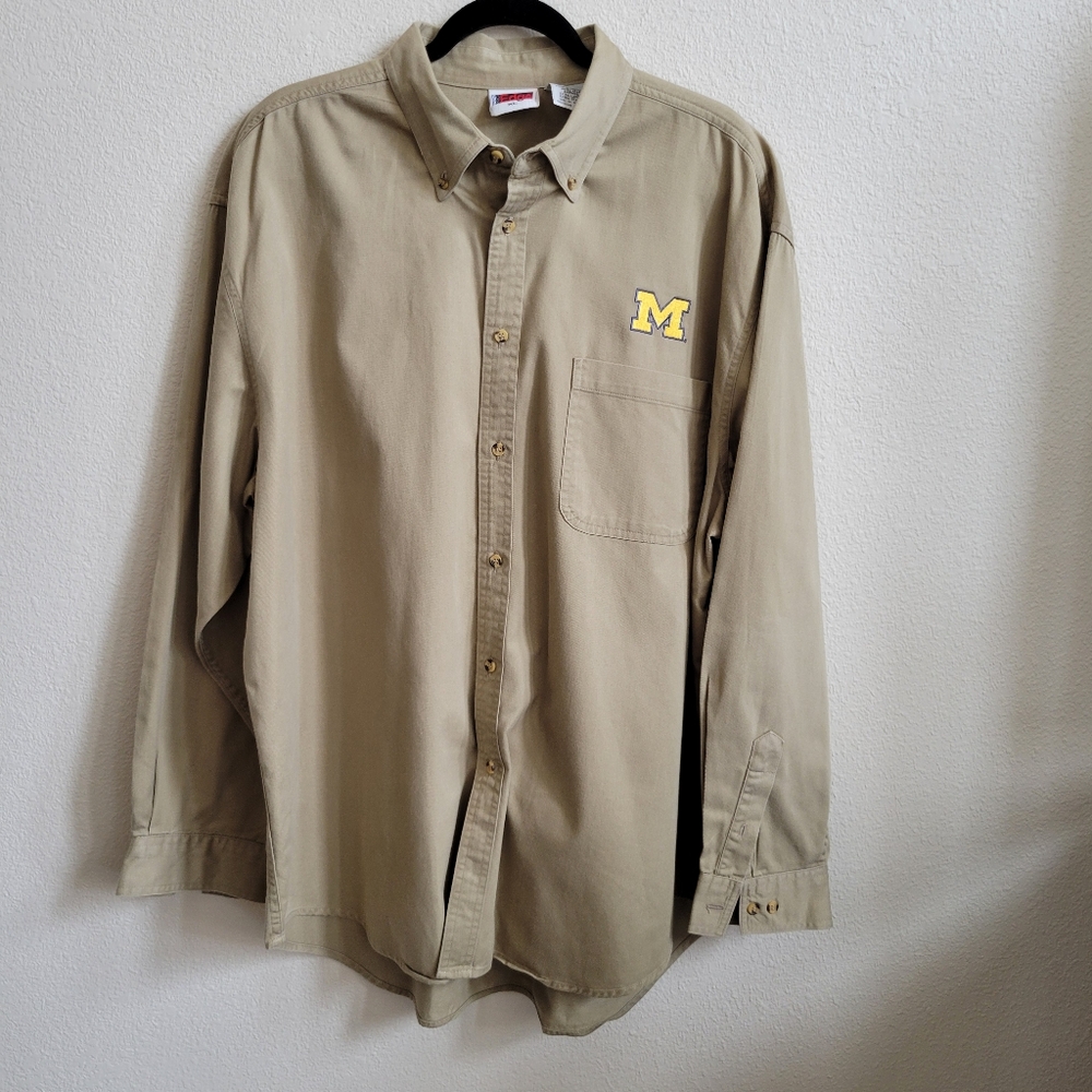 Pro Edge Tan Michigan Wolverines Long Sleeve Button Down Shirt Size Extra Large